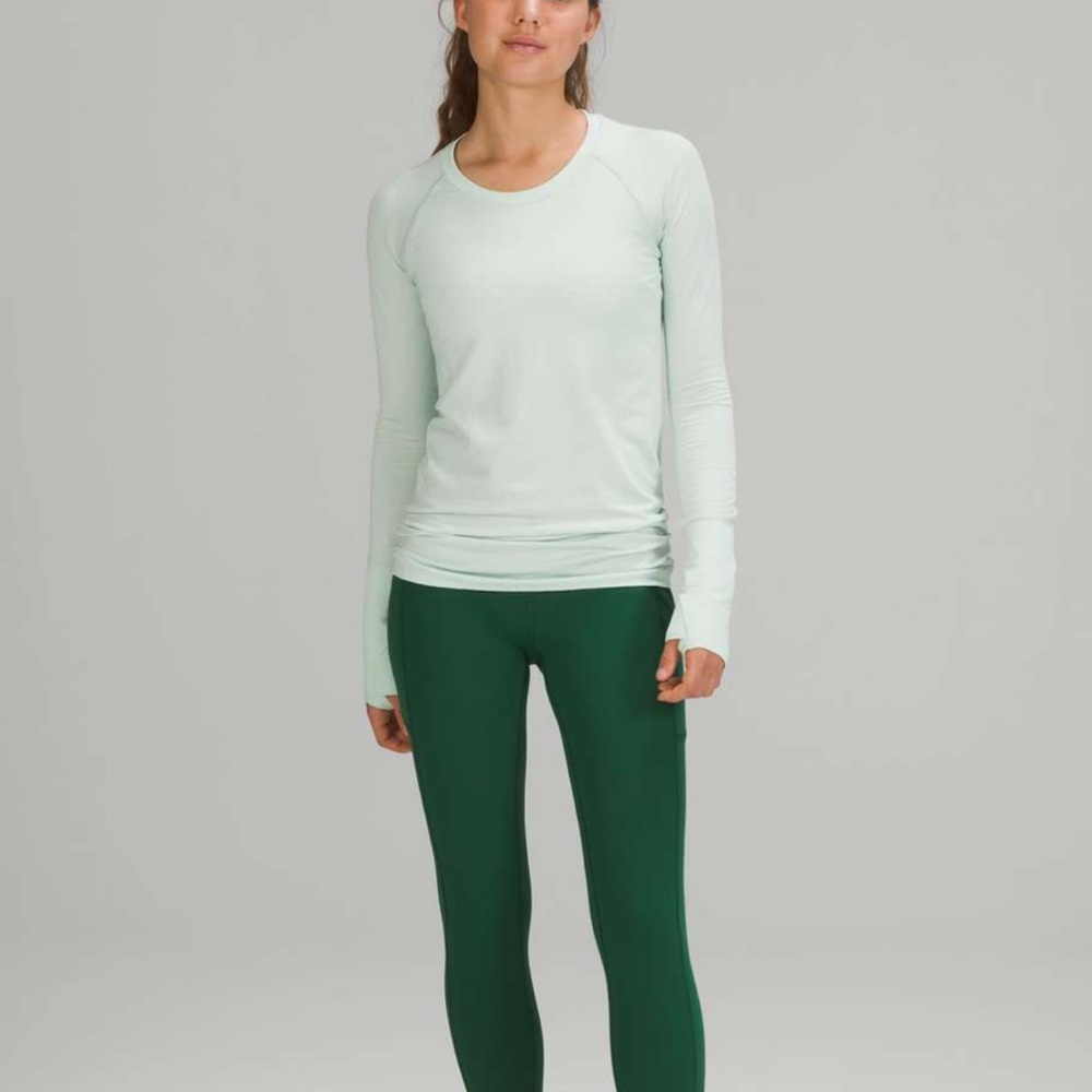 Lululemon SwiftlyTech Long Sleeve Shirt2.0
Distorted Static Delicate Mint White